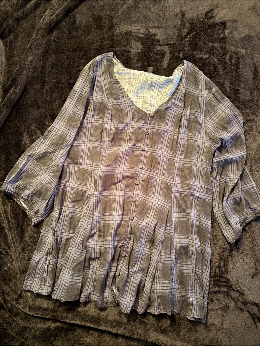 Women's Plaid Button-Front V-Neck Top